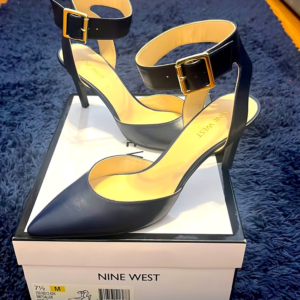 Nine West Pump